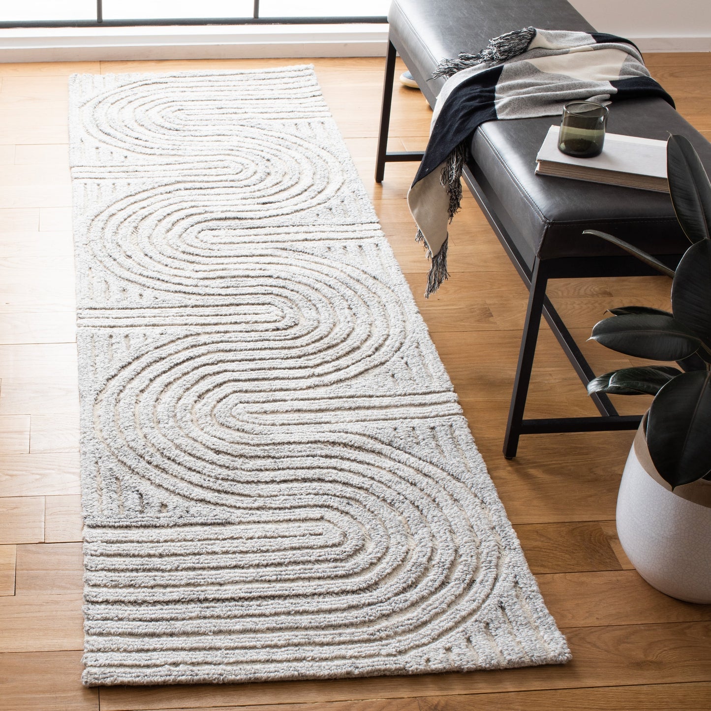 Tapis abstrait en laine fait main SAFAVIEH Southampton Asha