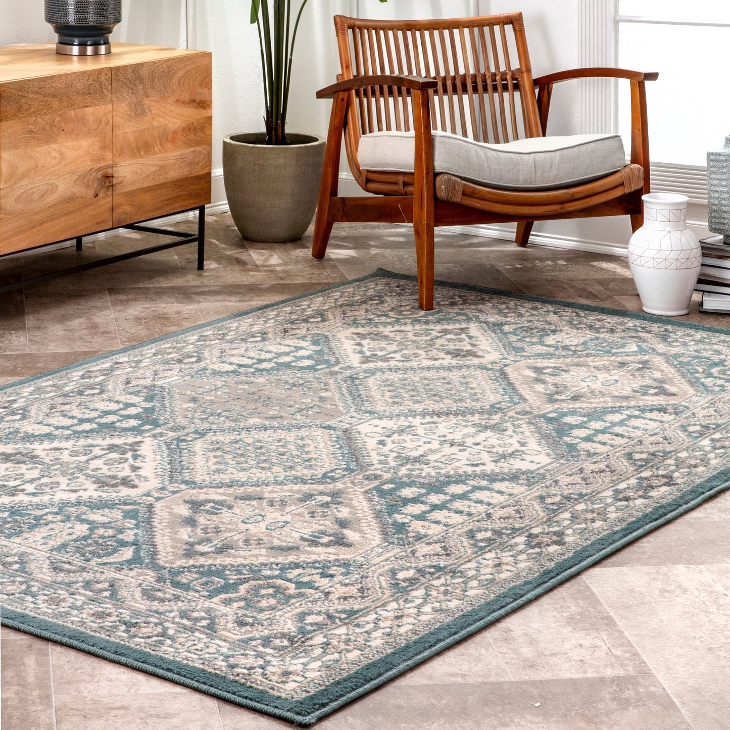 Tapis carrelé traditionnel Nuloom Becca