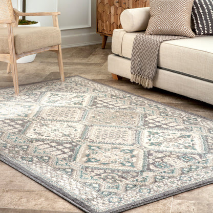 Tapis carrelé traditionnel Nuloom Becca