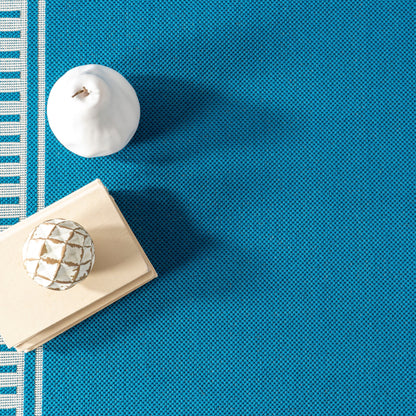 Tapis d'intérieur/extérieur classique à bordures Nuloom Leah