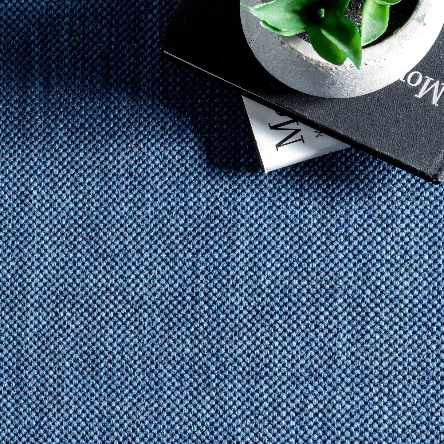 Tapis d'intérieur/extérieur classique à bordures Nuloom Leah