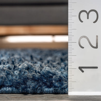 Tapis moderne à poils longs et à pampilles Neva Nuloom