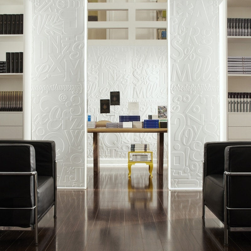 Panneau mural en PVC Alphabet FASÄDE 4 pieds x 8 pieds en blanc mat