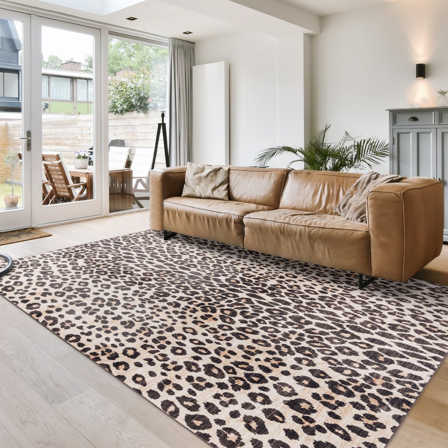 Gertmenian Crystal Print Washable Digital Printed Flat Pile Polyester Slip Resistant Area Rug Collection