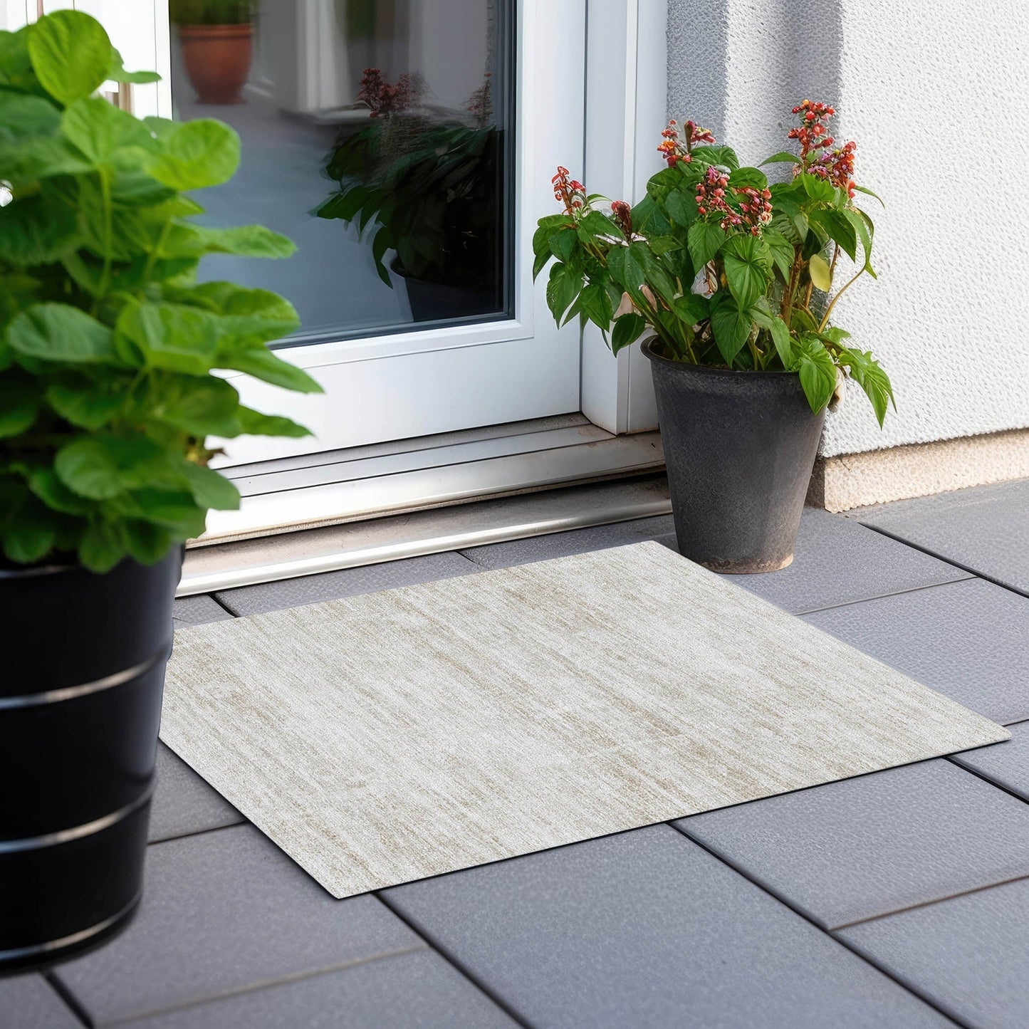 Machine Washable Indoor/ Outdoor Chantille Ombre Solid Rug