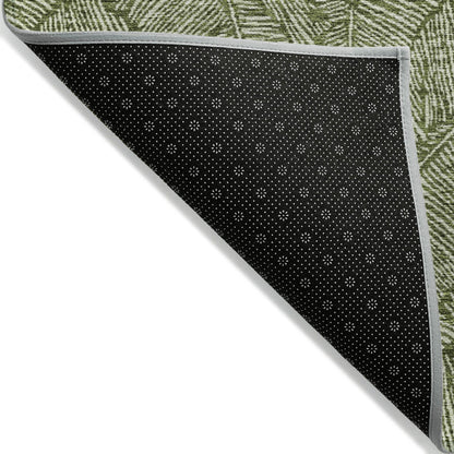Machine Washable Indoor/ Outdoor Chantille Tropical Palm Rug