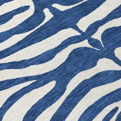 Machine Washable Indoor/ Outdoor Modern Animal Print Chantille Rug