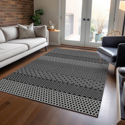 Machine Washable Indoor/ Outdoor Modern Stripes Chantille Rug