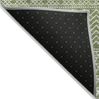 Machine Washable Indoor/ Outdoor Modern Stripes Chantille Rug