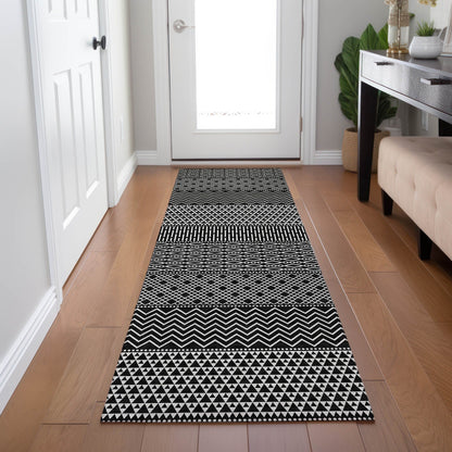 Machine Washable Indoor/ Outdoor Modern Stripes Chantille Rug