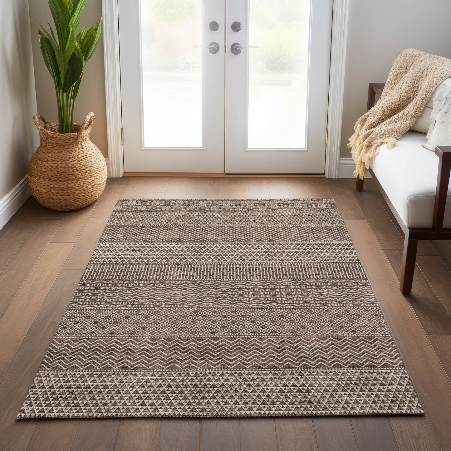 Machine Washable Indoor/ Outdoor Modern Stripes Chantille Rug