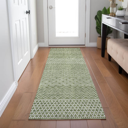 Machine Washable Indoor/ Outdoor Modern Stripes Chantille Rug