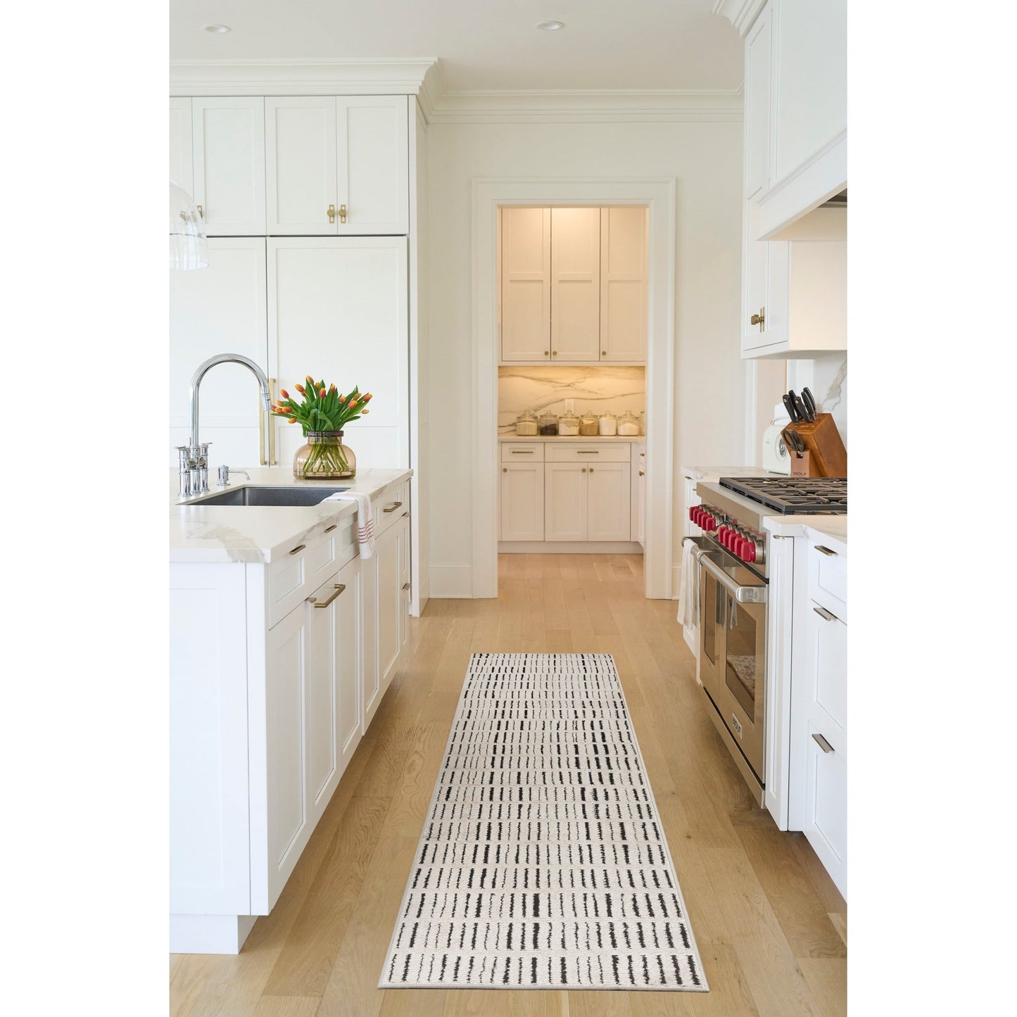 Tapis d'intérieur abstrait moderne et confortable Nourison