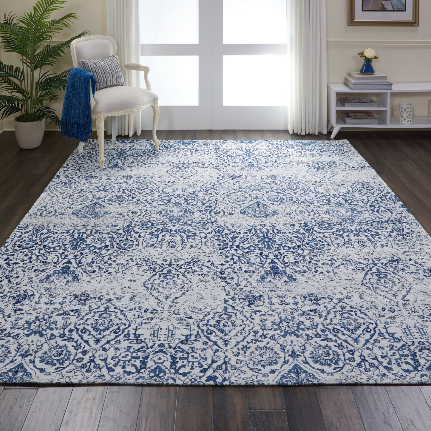 Tapis contemporain Nourison Damask vieilli