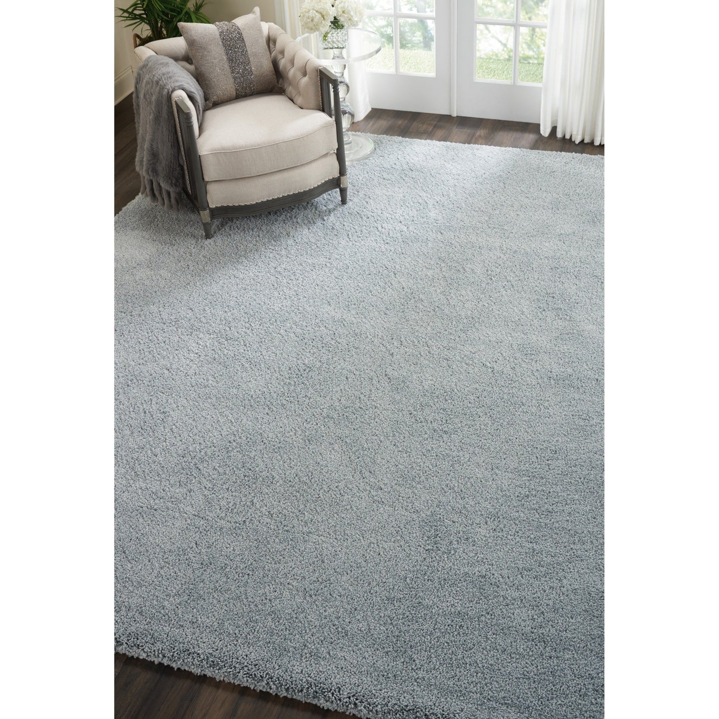 Tapis moderne en peluche solide Nourison Malibu Shag