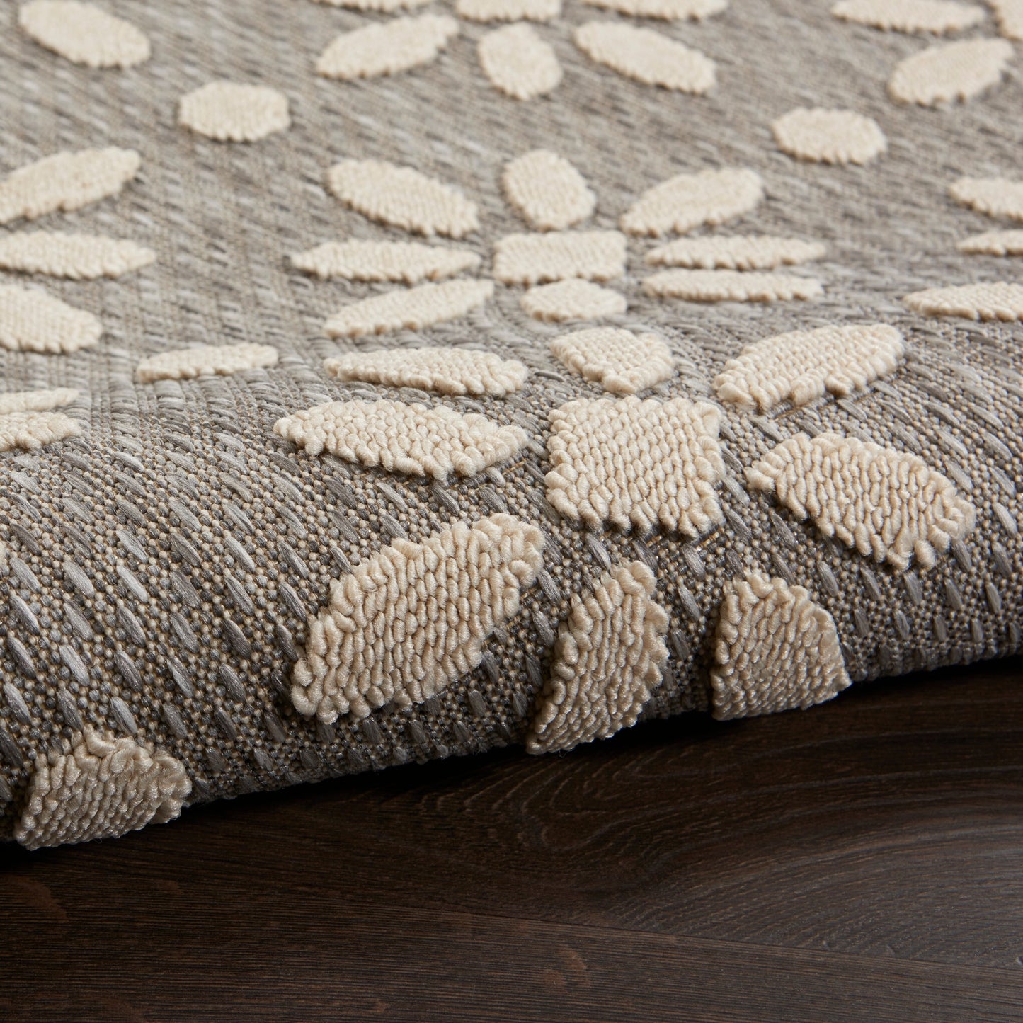 Tapis d'intérieur et d'extérieur géométrique moderne à motif floral et haut-bas Nourison Palamos