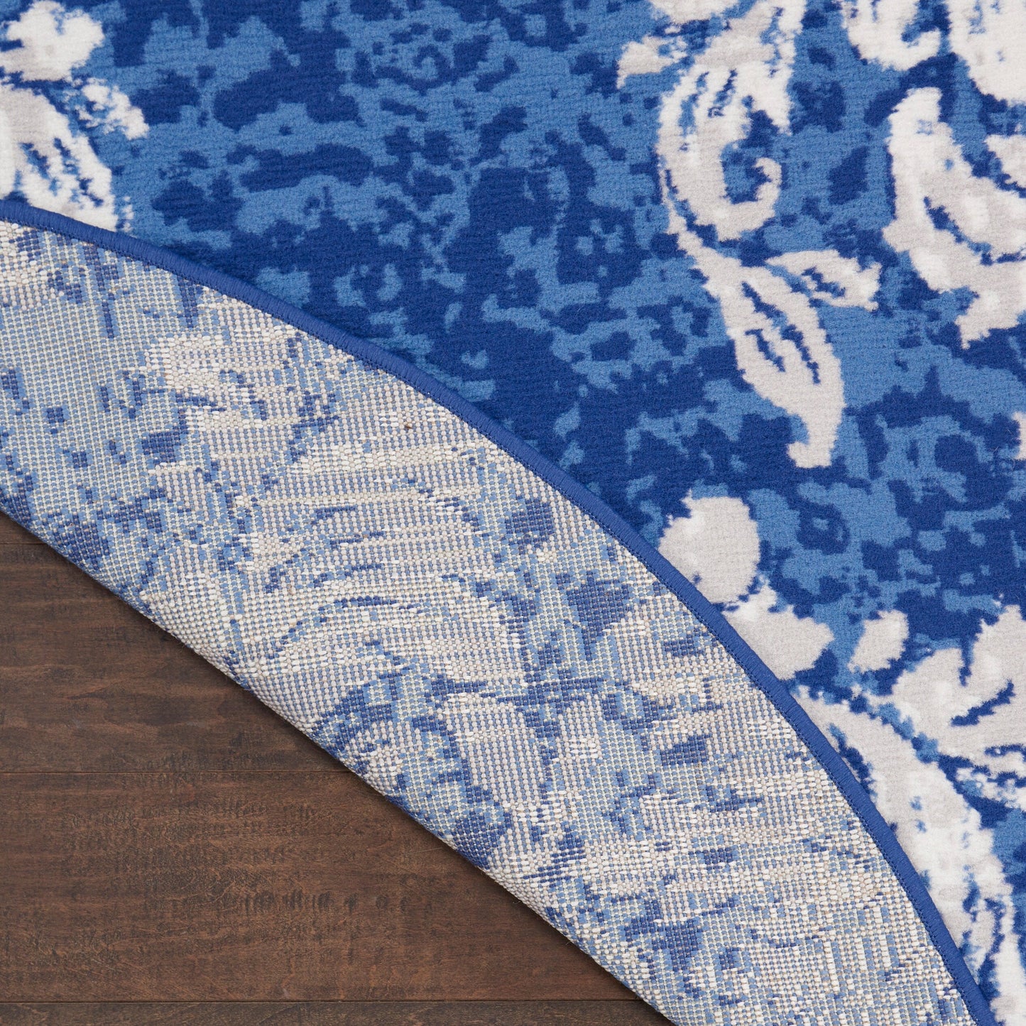 Tapis botanique Nourison Whimsicle French Country Ivoire Bleu marine