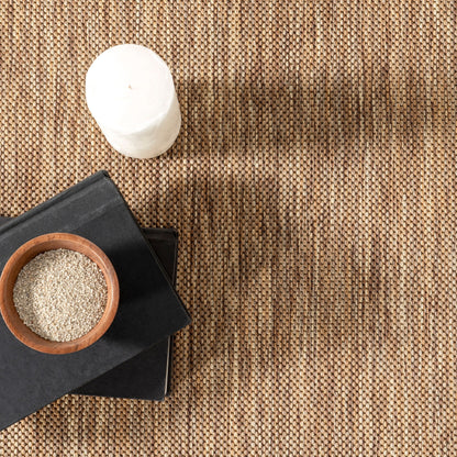 Tapis d'intérieur/extérieur classique à bordures Nuloom Leah