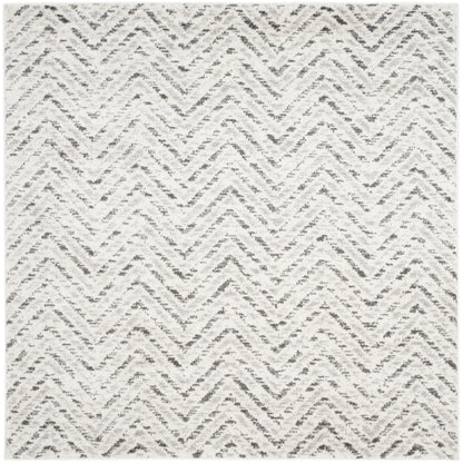 Tapis Adirondack Hildegard Chevron vieilli SAFAVIEH