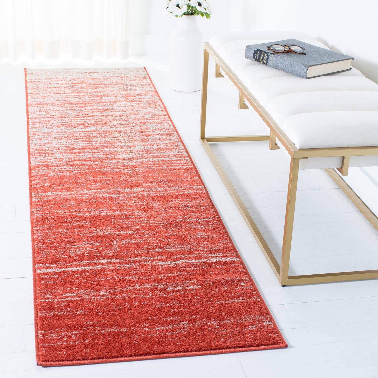 Tapis Adirondack Mieko moderne ombré vieilli SAFAVIEH