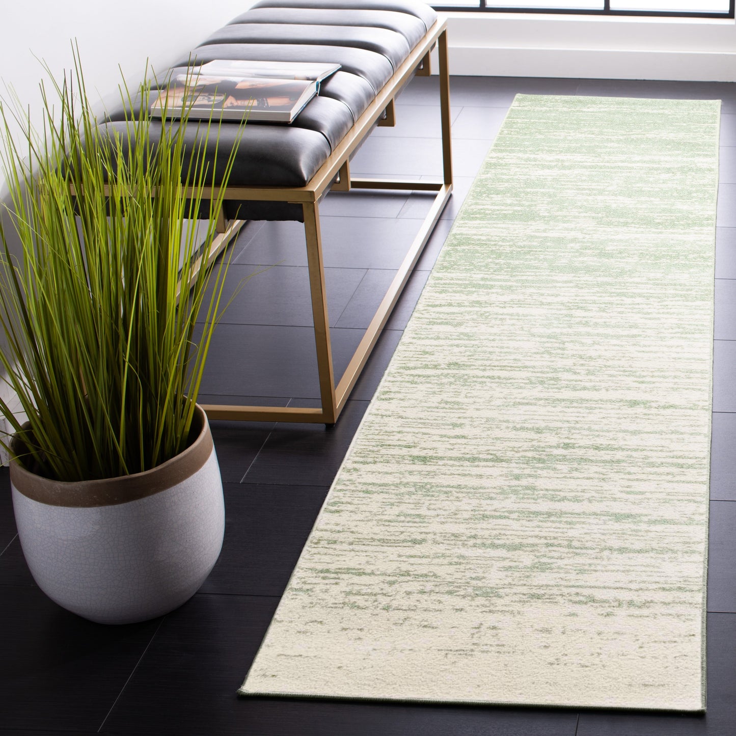 Tapis Adirondack Mieko moderne ombré vieilli SAFAVIEH