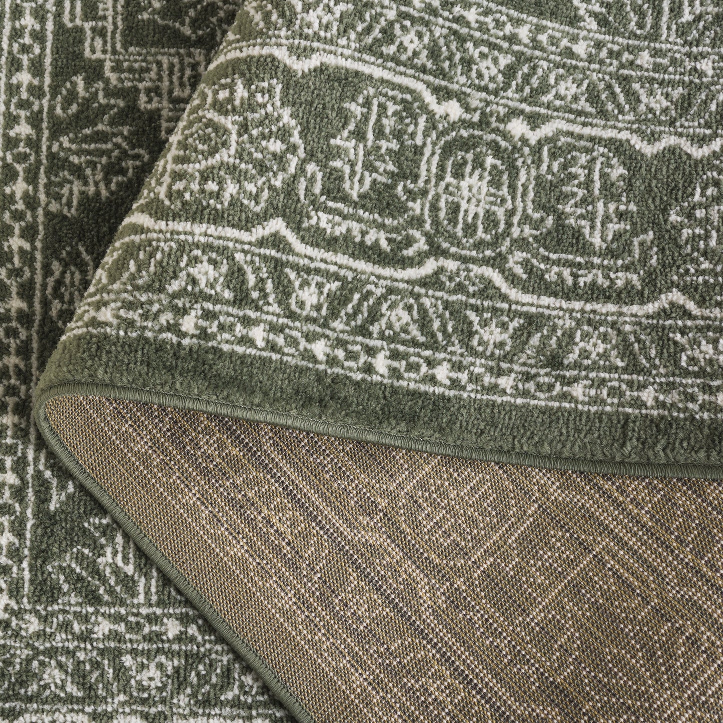 Tapis médaillon oriental rustique Adirondack Sian de SAFAVIEH