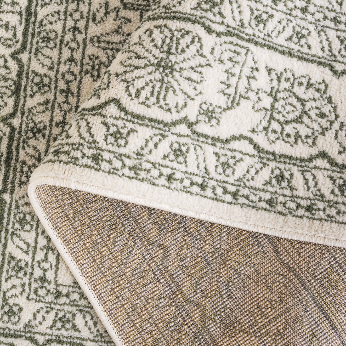 Tapis médaillon oriental rustique Adirondack Sian de SAFAVIEH