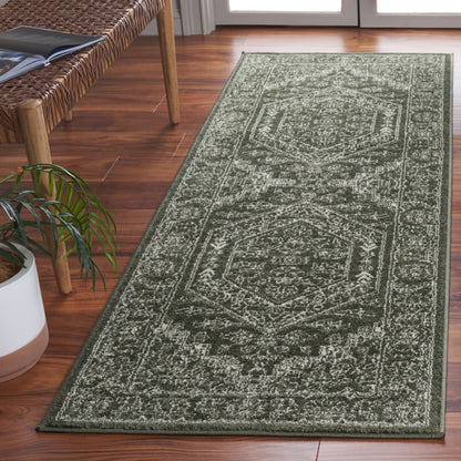 Tapis médaillon oriental rustique Adirondack Sian de SAFAVIEH