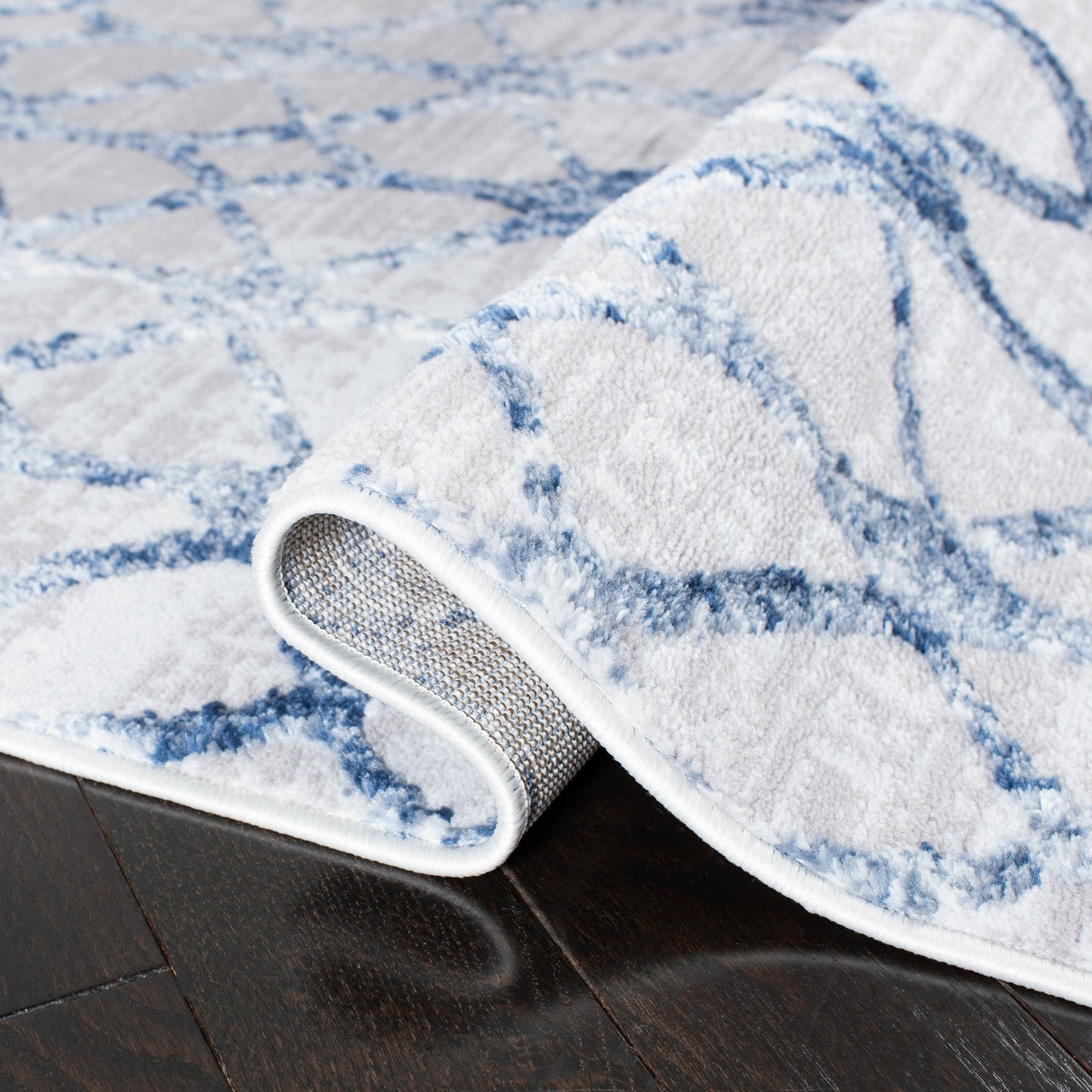 Tapis géométrique vieilli SAFAVIEH Amelia Tanasa