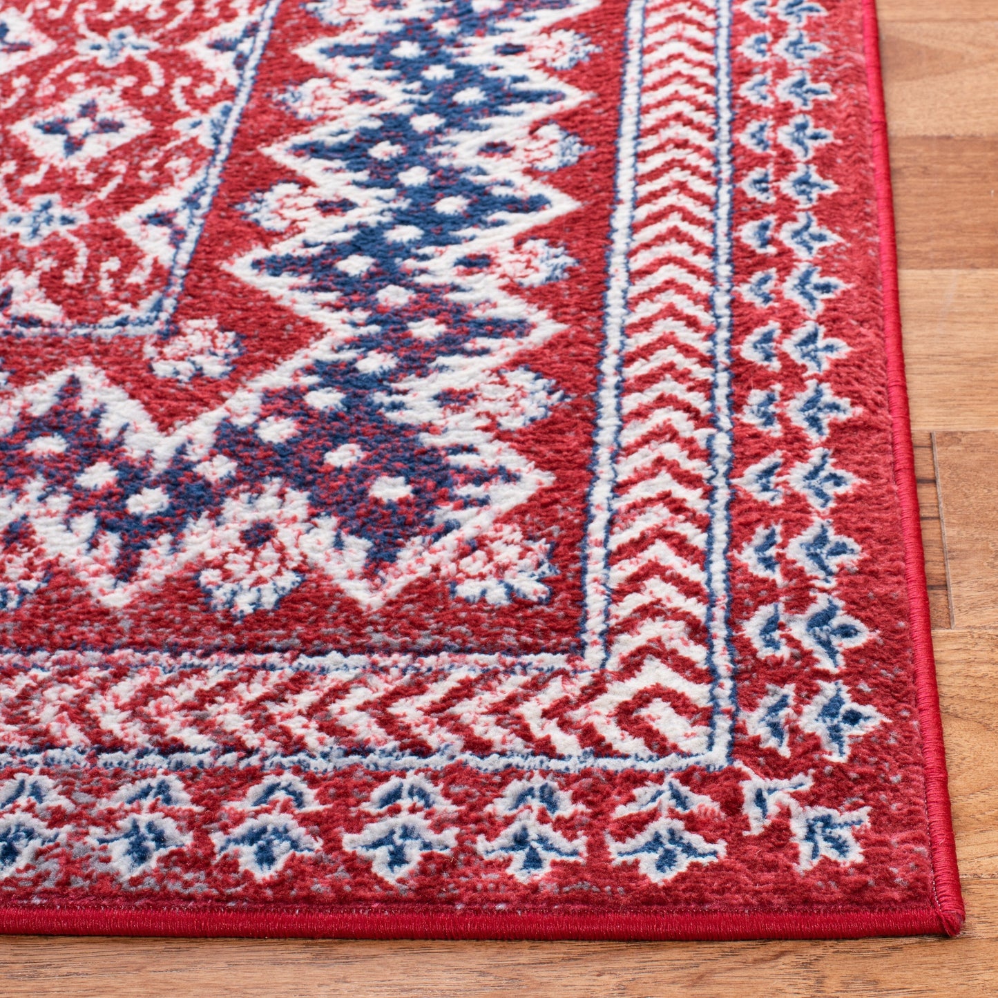 Tapis oriental traditionnel SAFAVIEH Brentwood Banga