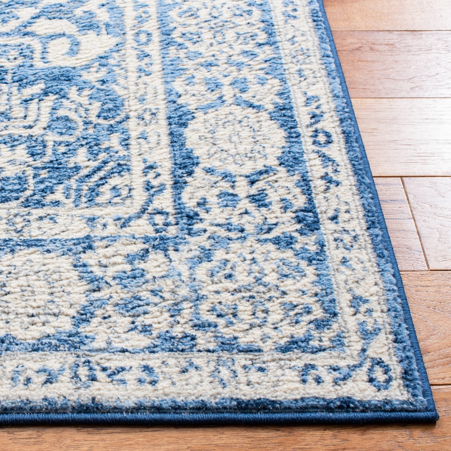 Tapis médaillon oriental SAFAVIEH Brentwood Ordis