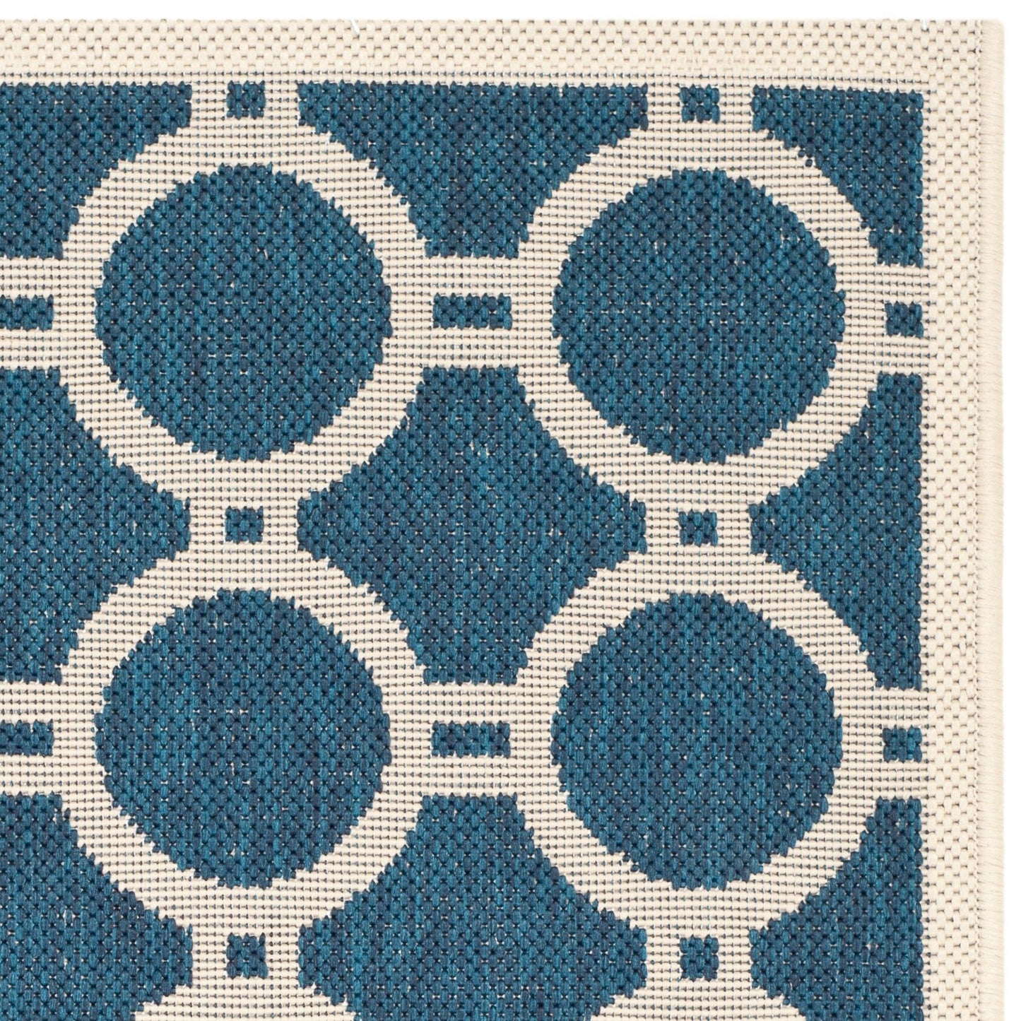 SAFAVIEH Courtyard Nira Indoor/ Outdoor Waterproof Patio Backyard Rug