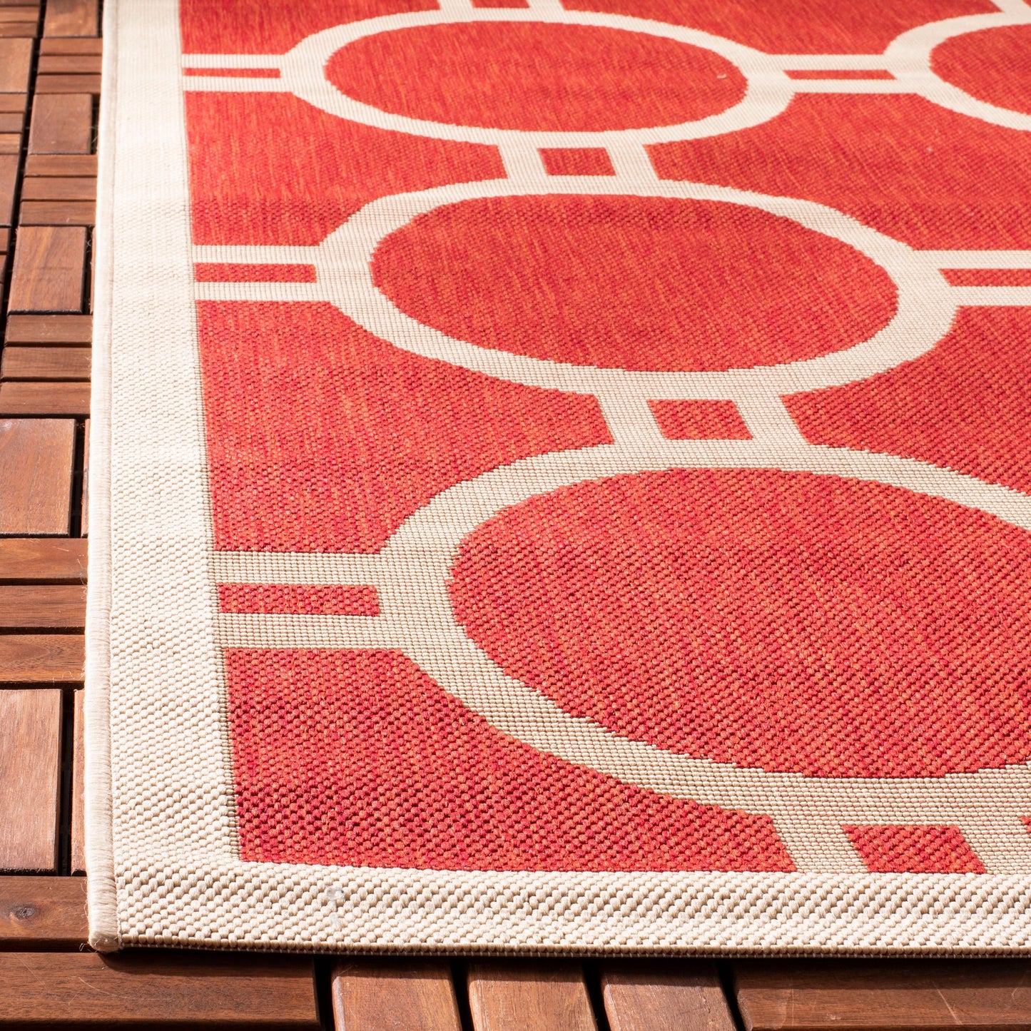 SAFAVIEH Courtyard Nira Indoor/ Outdoor Waterproof Patio Backyard Rug