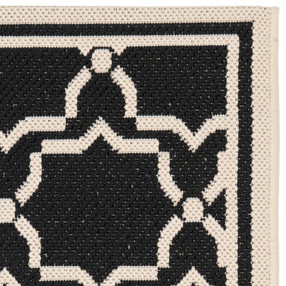 SAFAVIEH Courtyard Thomasina Indoor/ Outdoor Waterproof Patio Backyard Rug