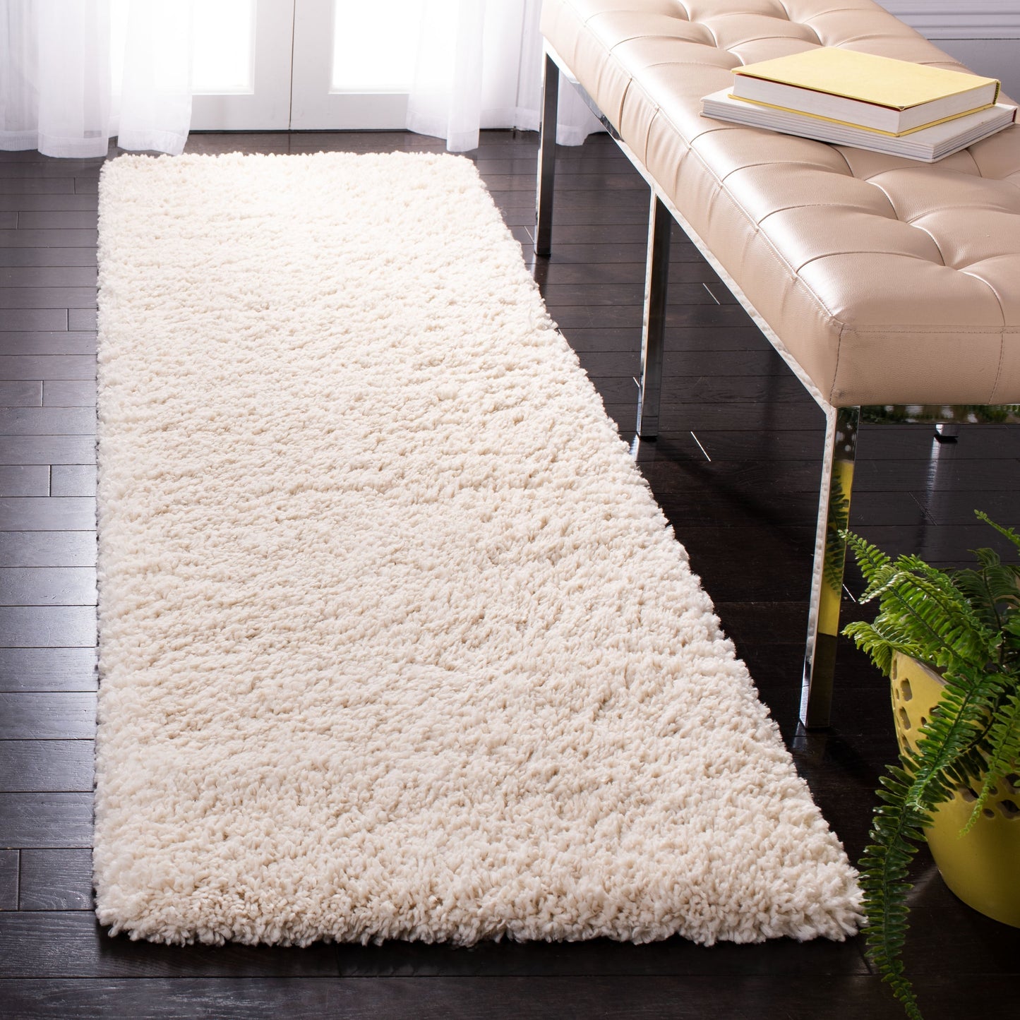 Tapis SAFAVIEH Fontana Shag Dagi solide de 2 pouces d'épaisseur