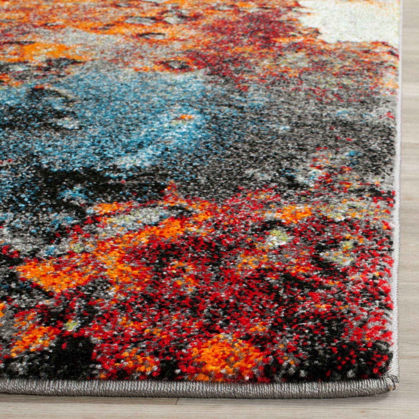SAFAVIEH Tapis abstrait moderne Glacier Bertille