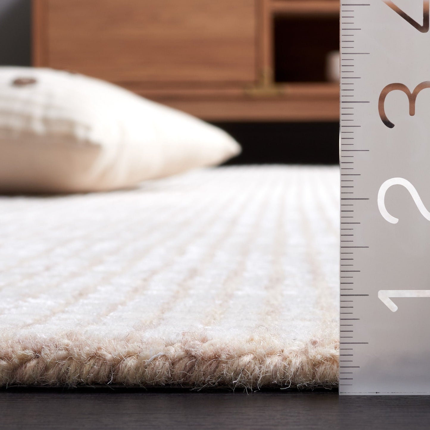 Tapis en viscose moderne abstrait fait main SAFAVIEH Marikka