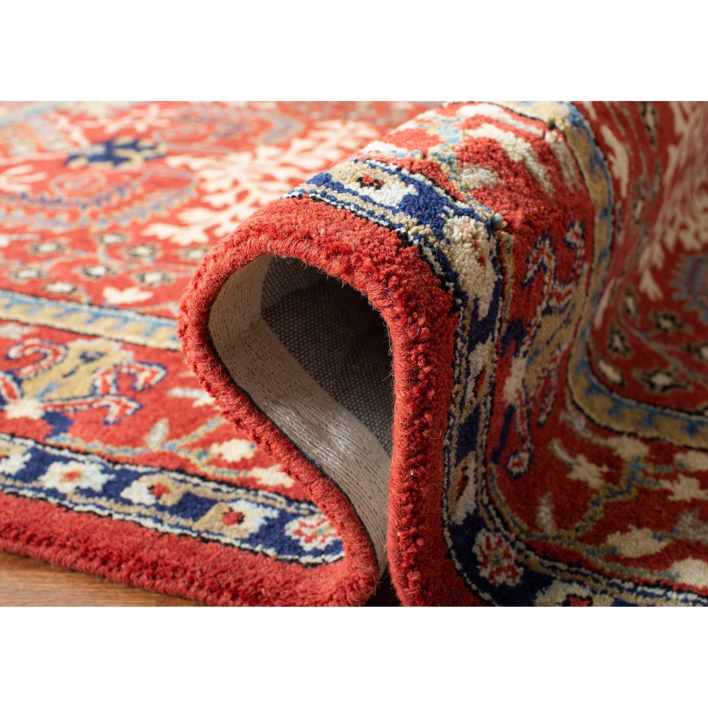 Tapis oriental traditionnel en laine Mirosava fait main SAFAVIEH