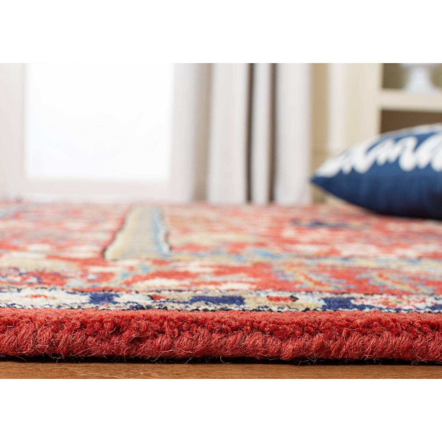 Tapis oriental traditionnel en laine Mirosava fait main SAFAVIEH