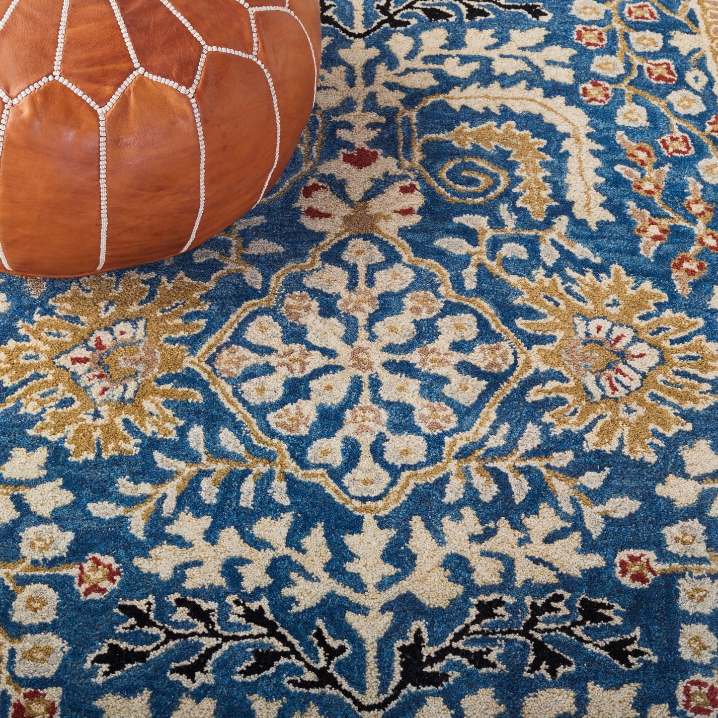 Tapis oriental traditionnel en laine Mirosava fait main SAFAVIEH
