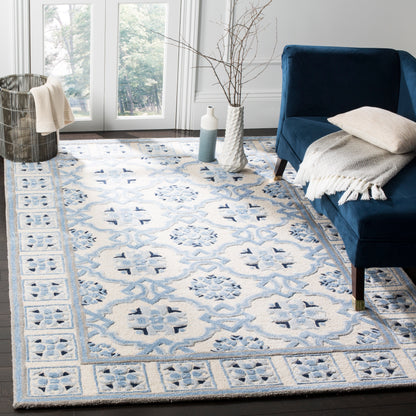 Tapis en laine floral moderne fait main Bella Rodica de SAFAVIEH