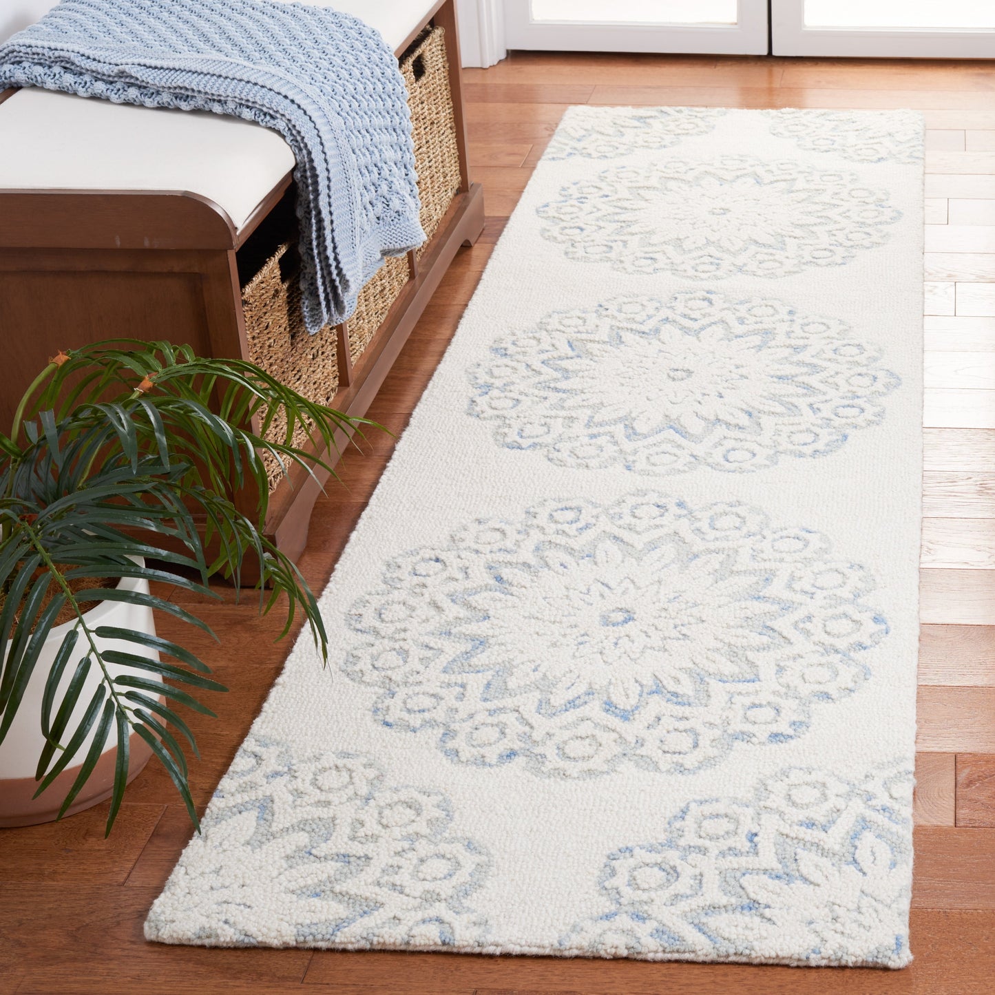 Tapis moderne en laine florale fait main SAFAVIEH Blossom Oriella
