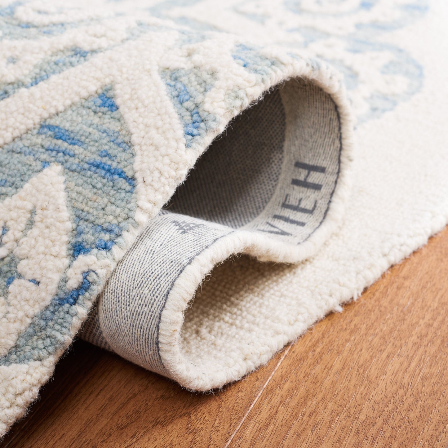 Tapis moderne en laine florale fait main SAFAVIEH Blossom Oriella