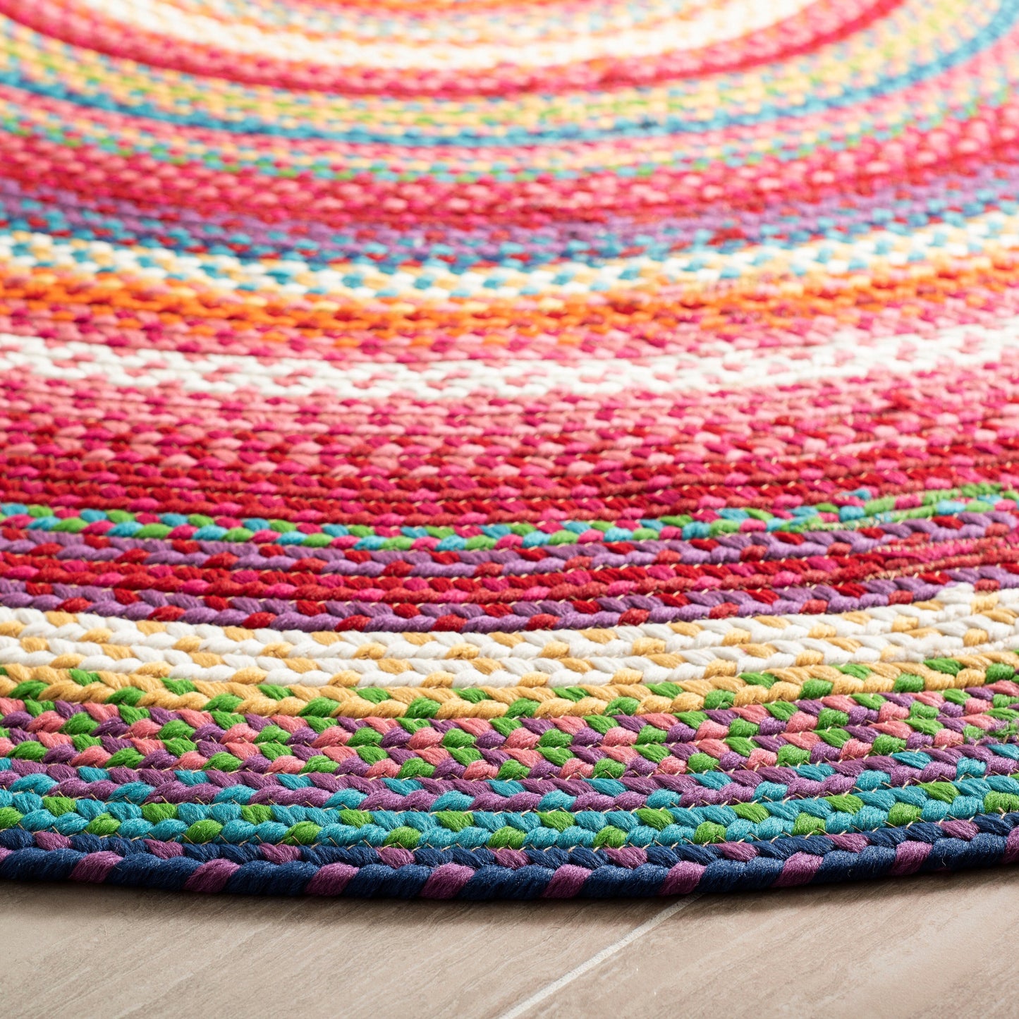 Tapis de campagne tressé fait main SAFAVIEH en Vidolina