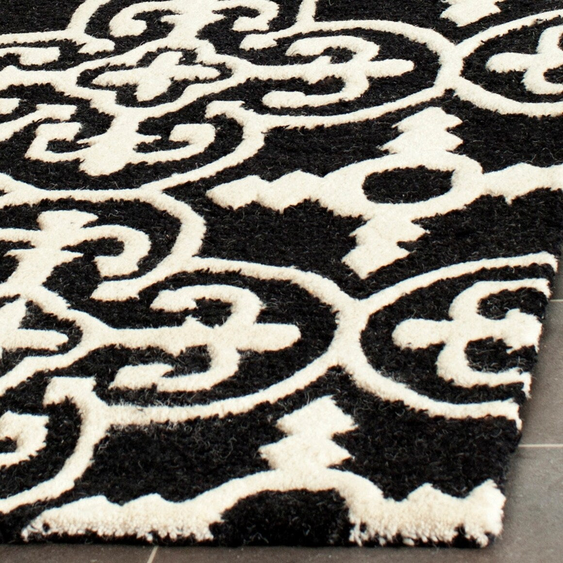 Tapis moderne en laine Shigemi Cambridge fait main SAFAVIEH