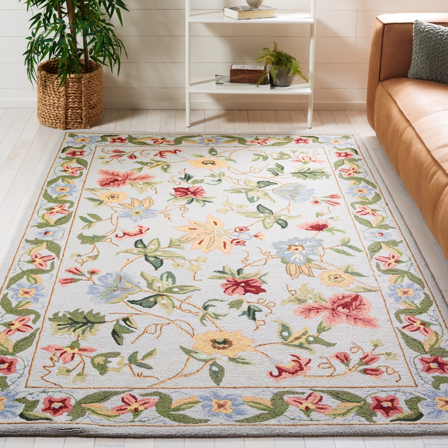 Tapis en laine floral Chelsea Yauhenia fait main SAFAVIEH de style campagnard français
