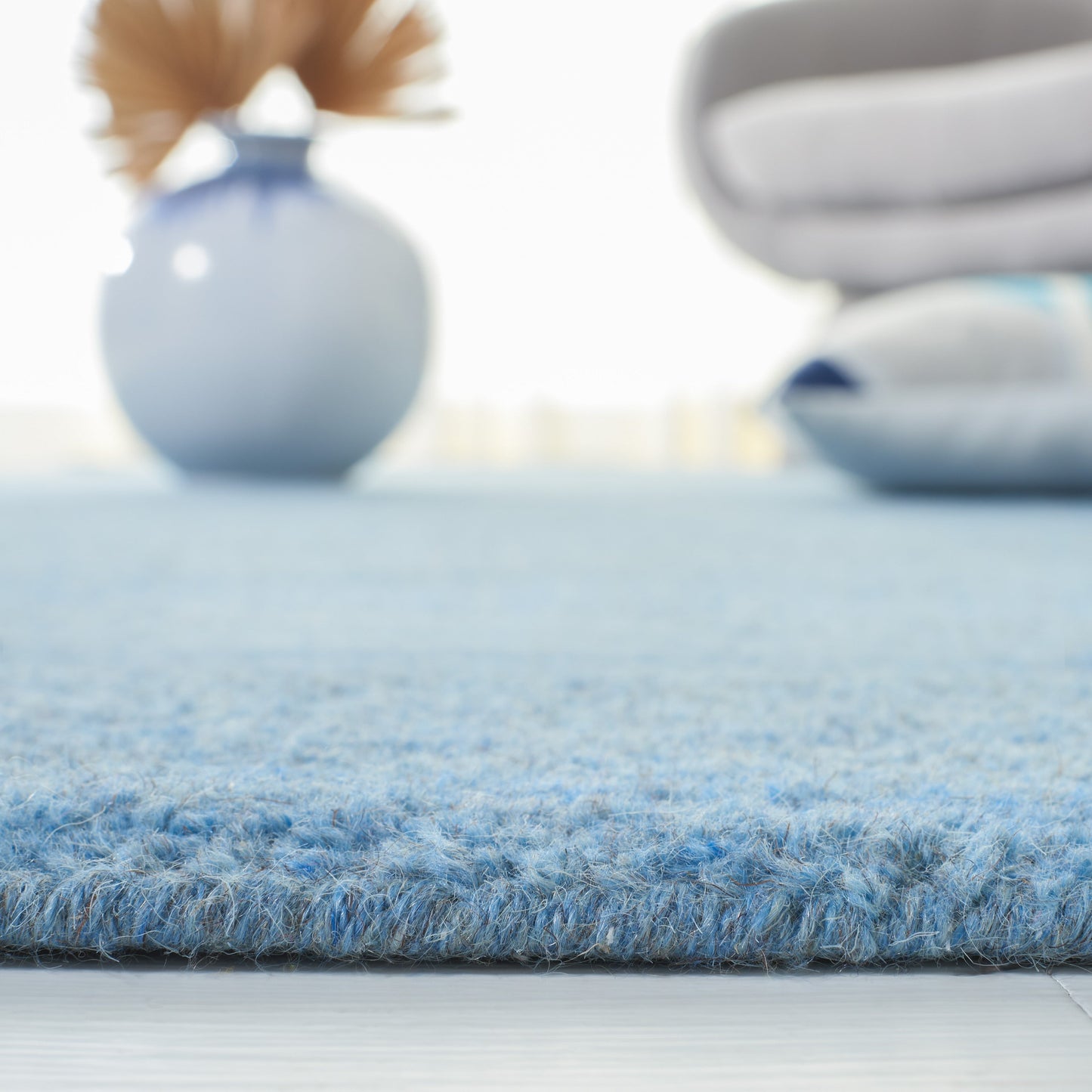 Tapis moderne en laine tissée à la main Himalaya SAFAVIEH