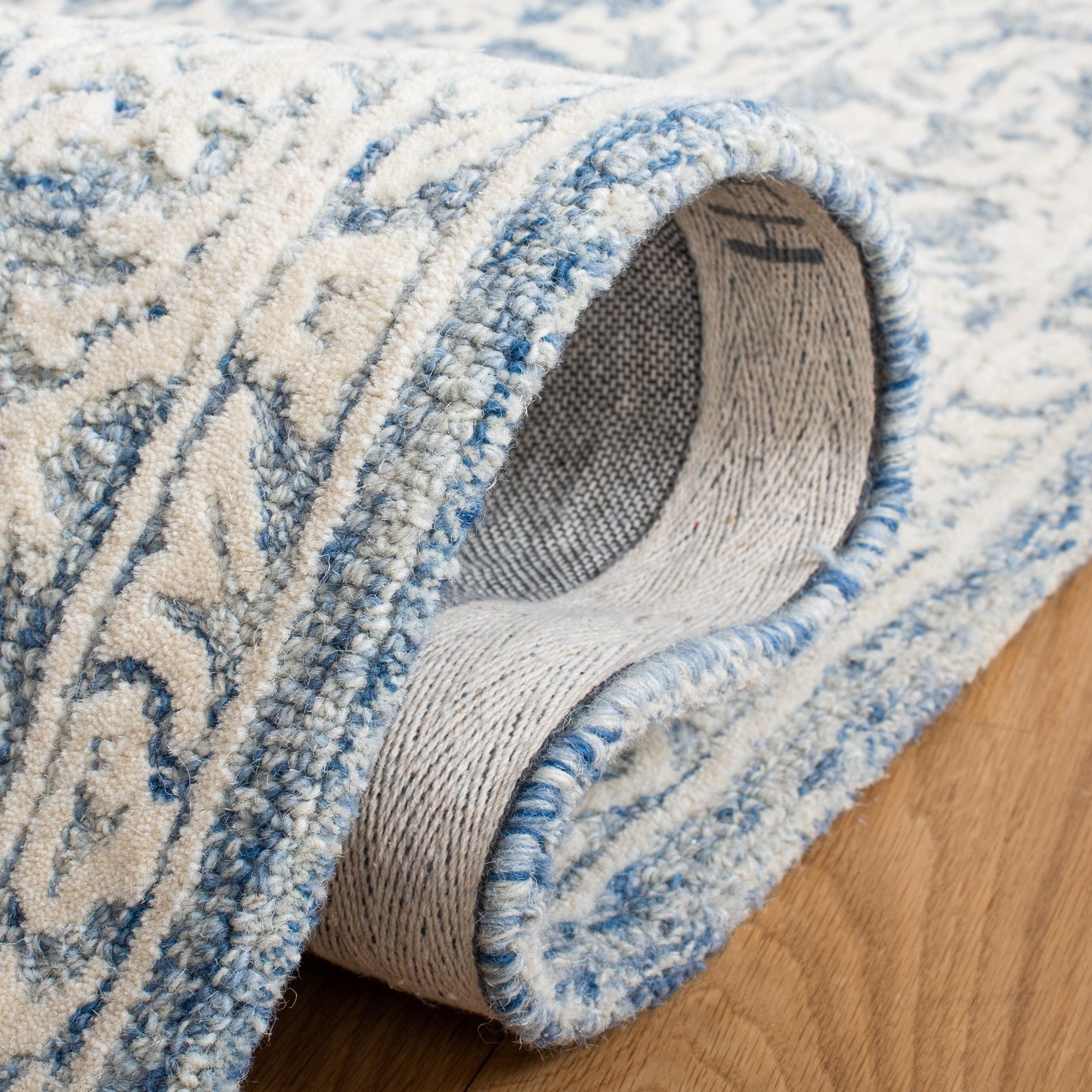 Tapis en laine fait main SAFAVIEH Metro Suada de style campagnard français