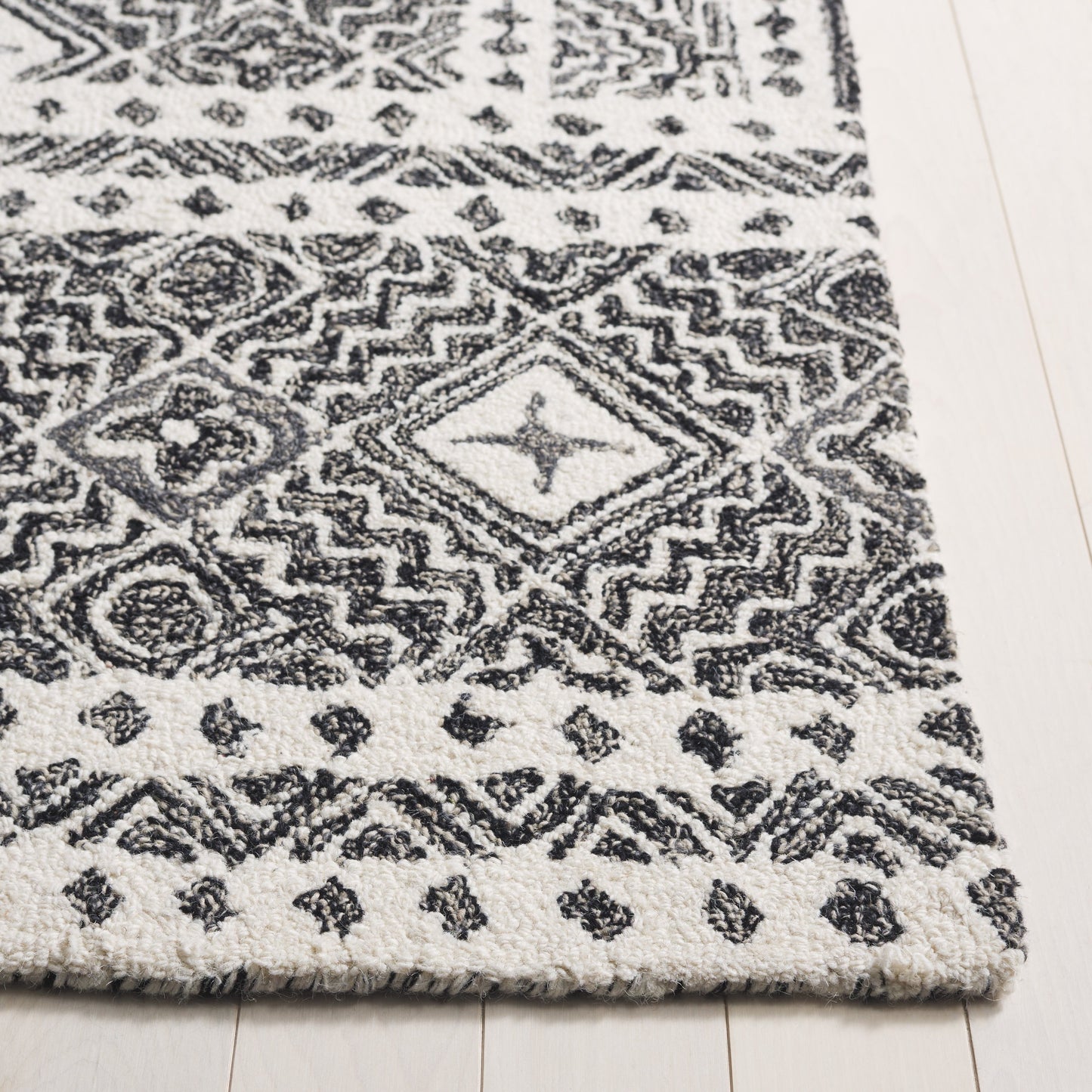 Tapis en laine Lutetia micro-bouclé fait main SAFAVIEH