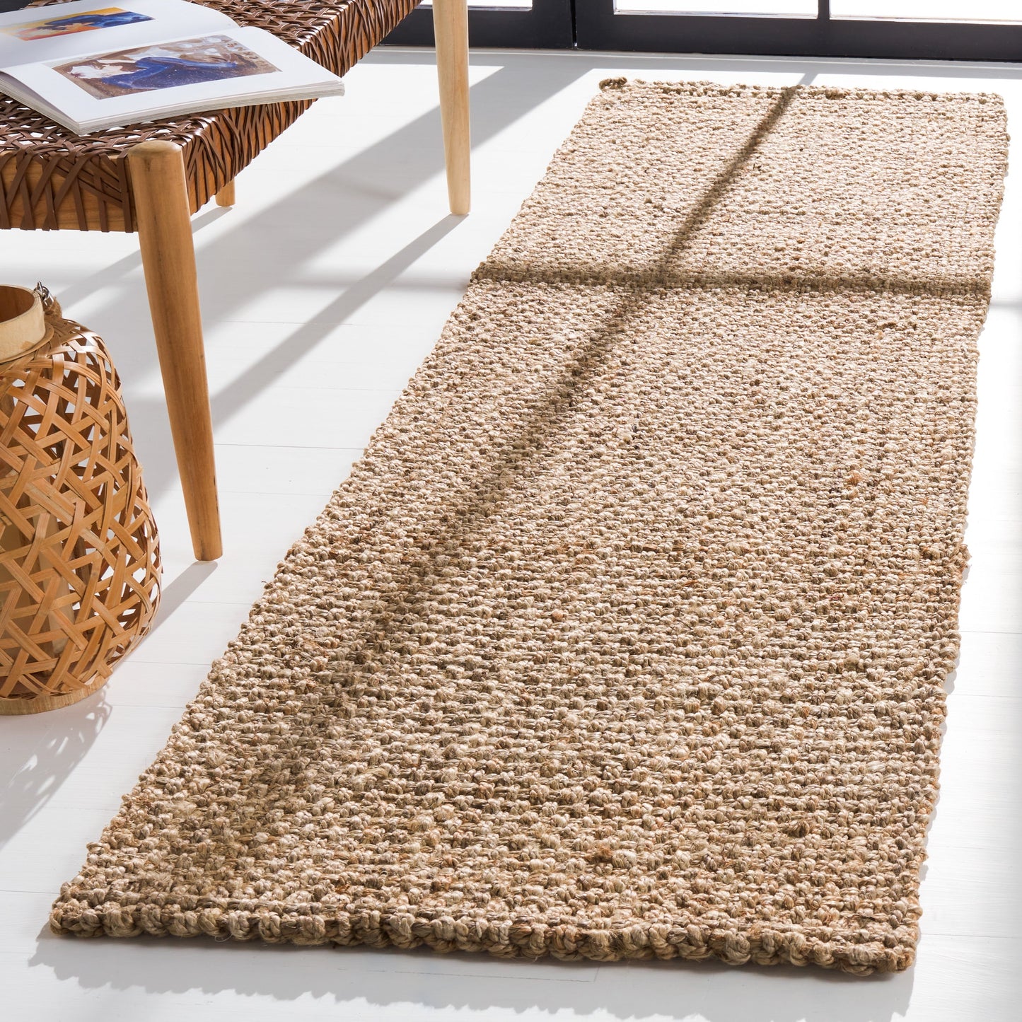 Tapis en jute Dorkas fait main en fibres naturelles SAFAVIEH